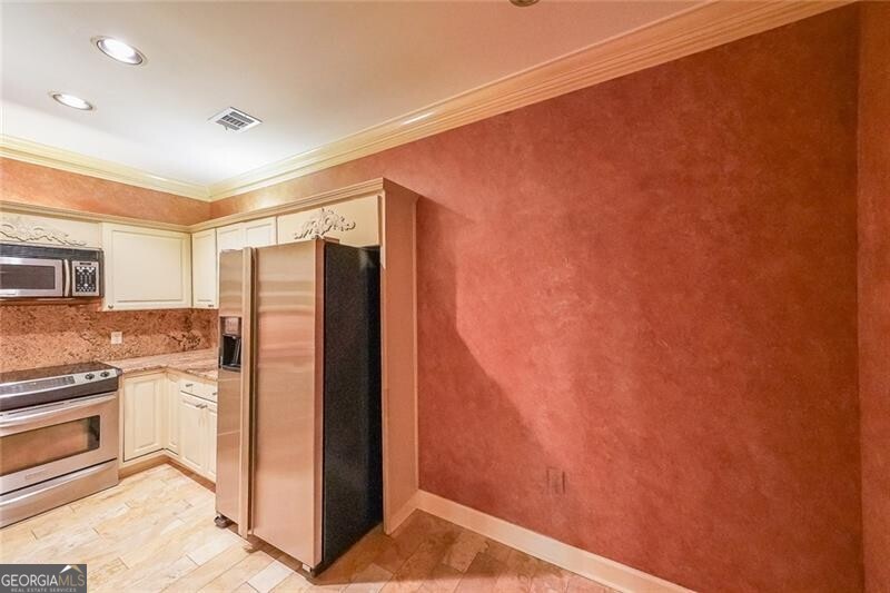 28410 Plantation Drive NE Atlanta GA 30324