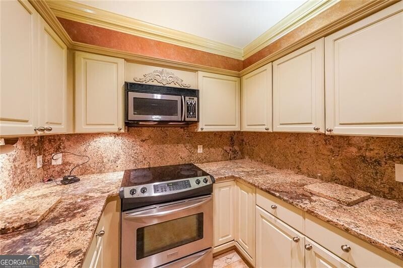 28410 Plantation Drive NE Atlanta GA 30324