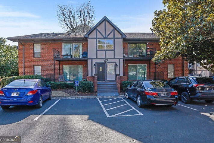 6851 Roswell Road Sandy Springs GA 30328