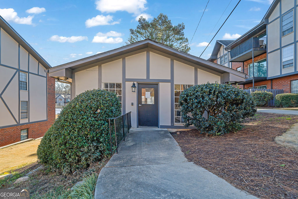 6851 Roswell Road Sandy Springs GA 30328