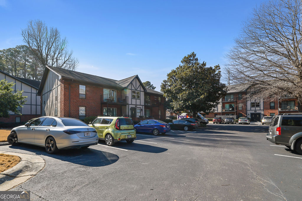 6851 Roswell Road Sandy Springs GA 30328