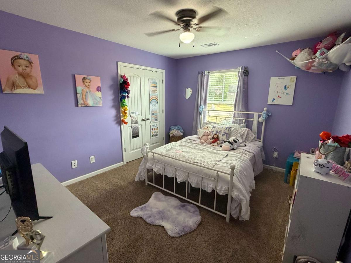 100 Auburn Circle Glennville GA 30427