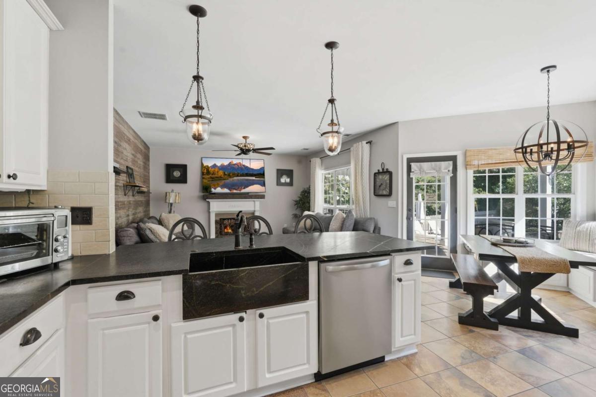 555 Kingsport Drive Alpharetta GA 30076