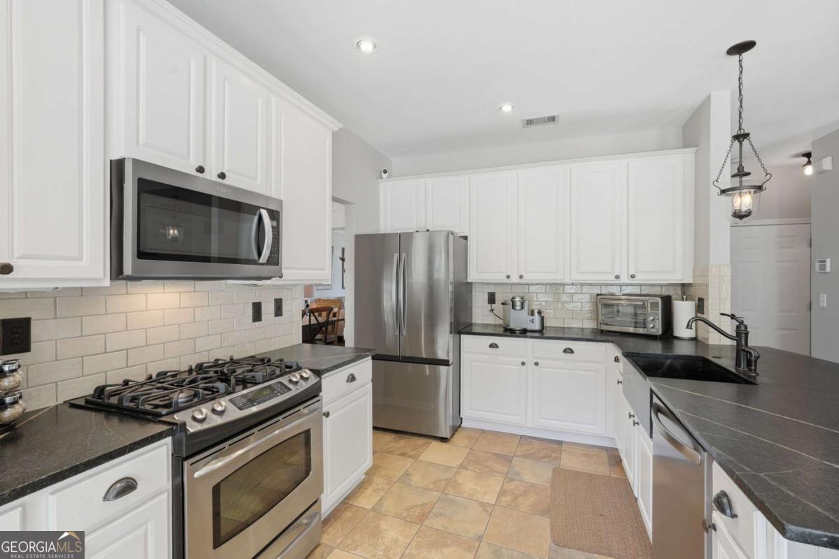 555 Kingsport Drive Alpharetta GA 30076