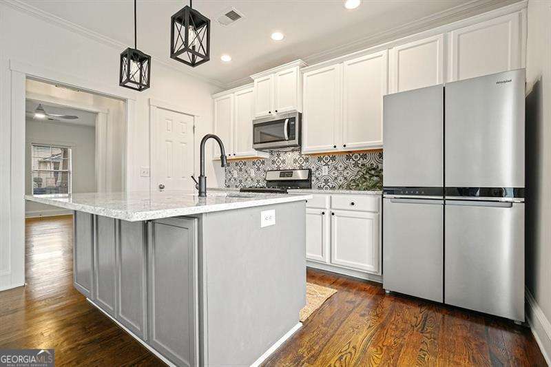 4209 Mastic Point Acworth GA 30101