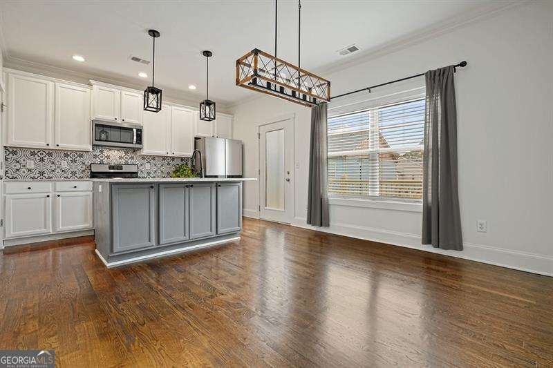 4209 Mastic Point Acworth GA 30101