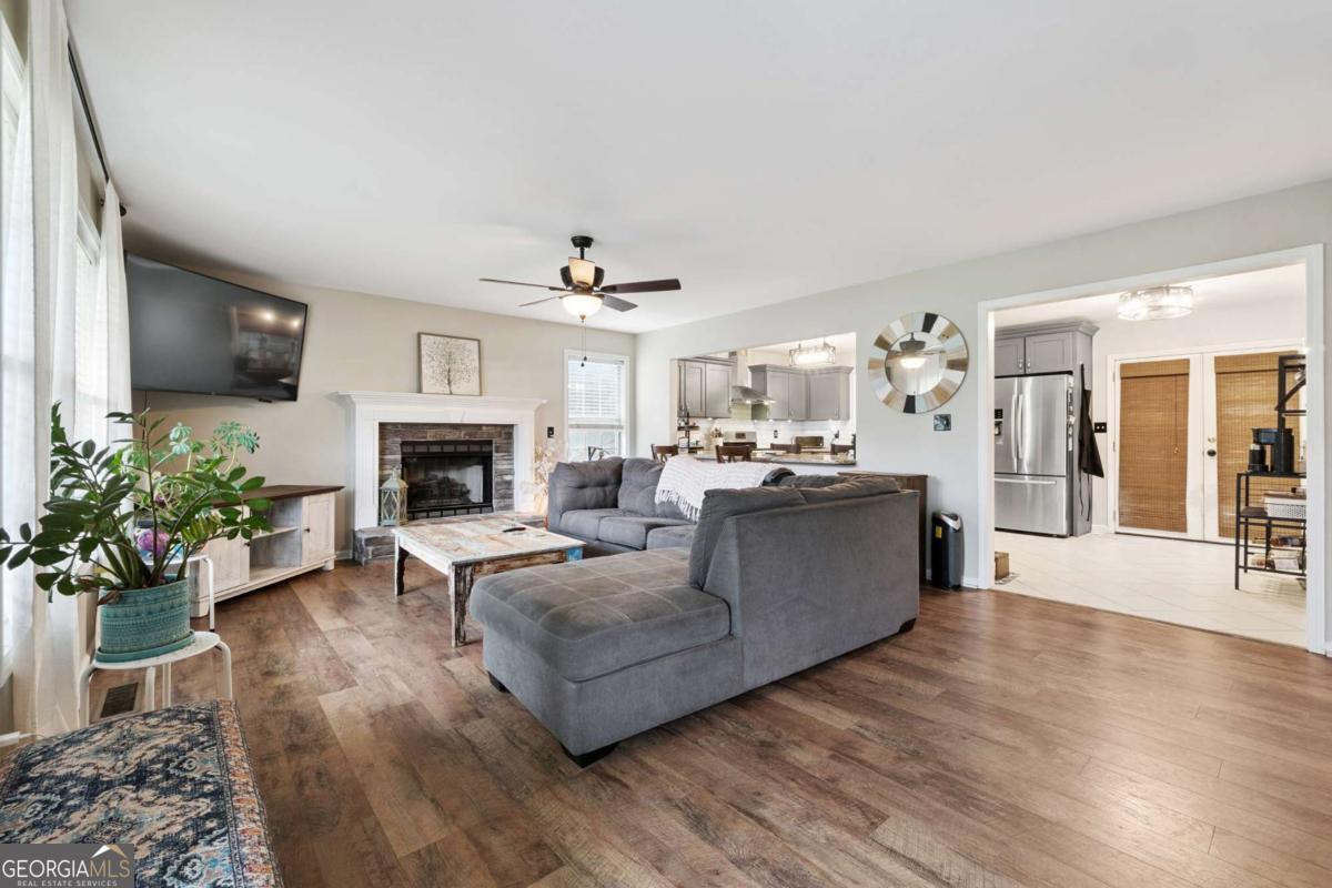 206 Cameron Court Acworth GA 30102