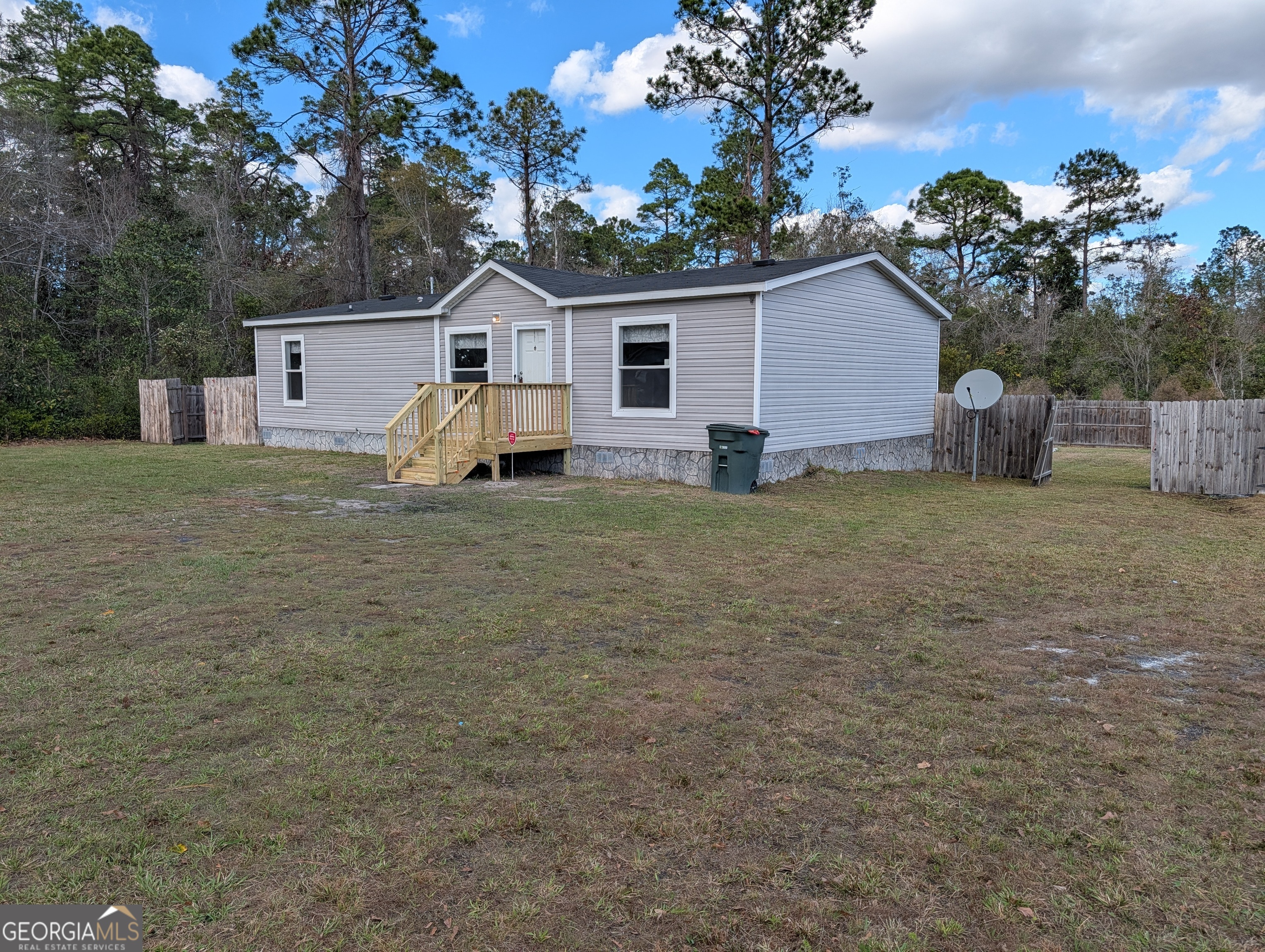 675 Fir Jesup GA 31545