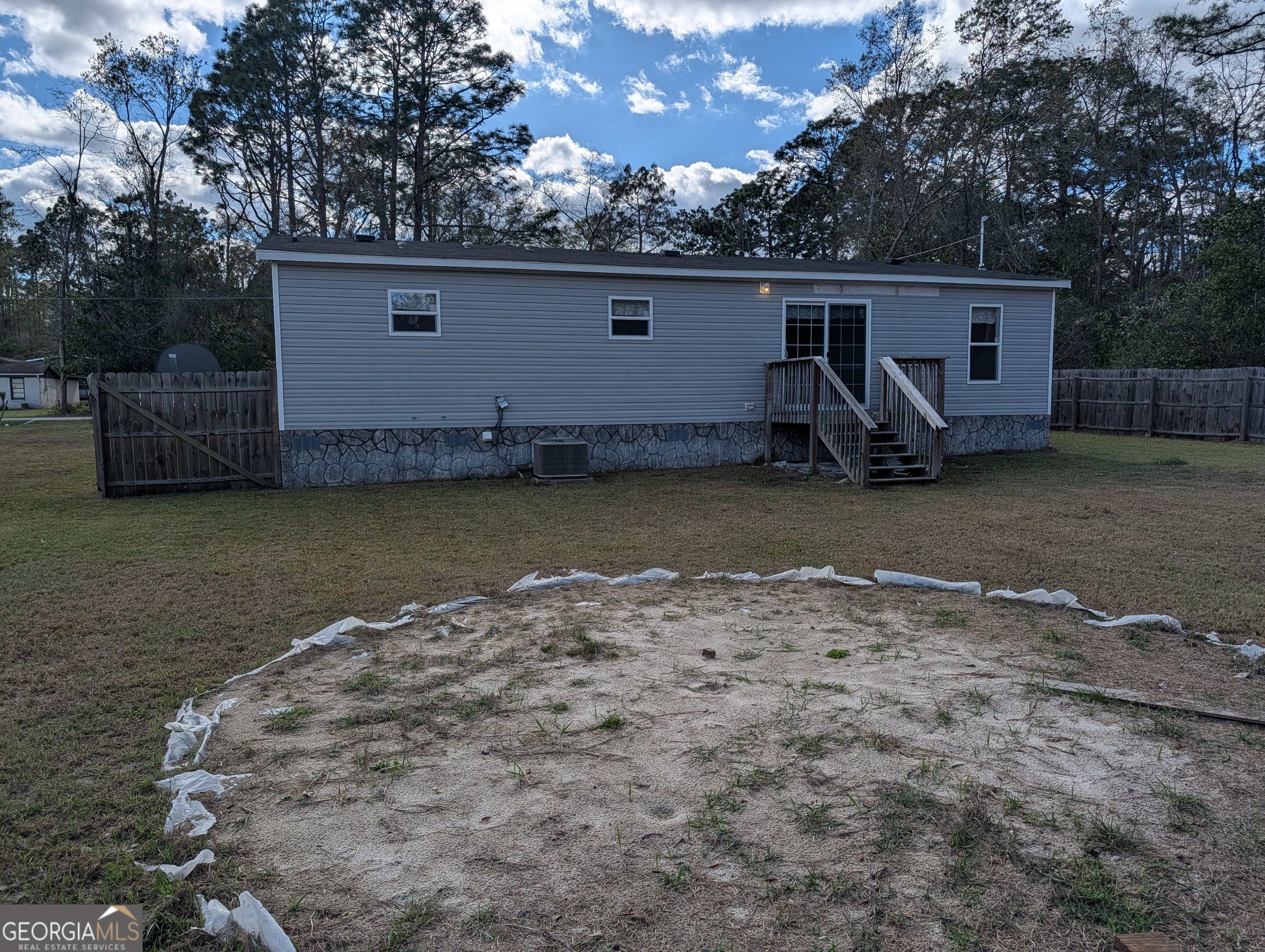 675 Fir Jesup GA 31545