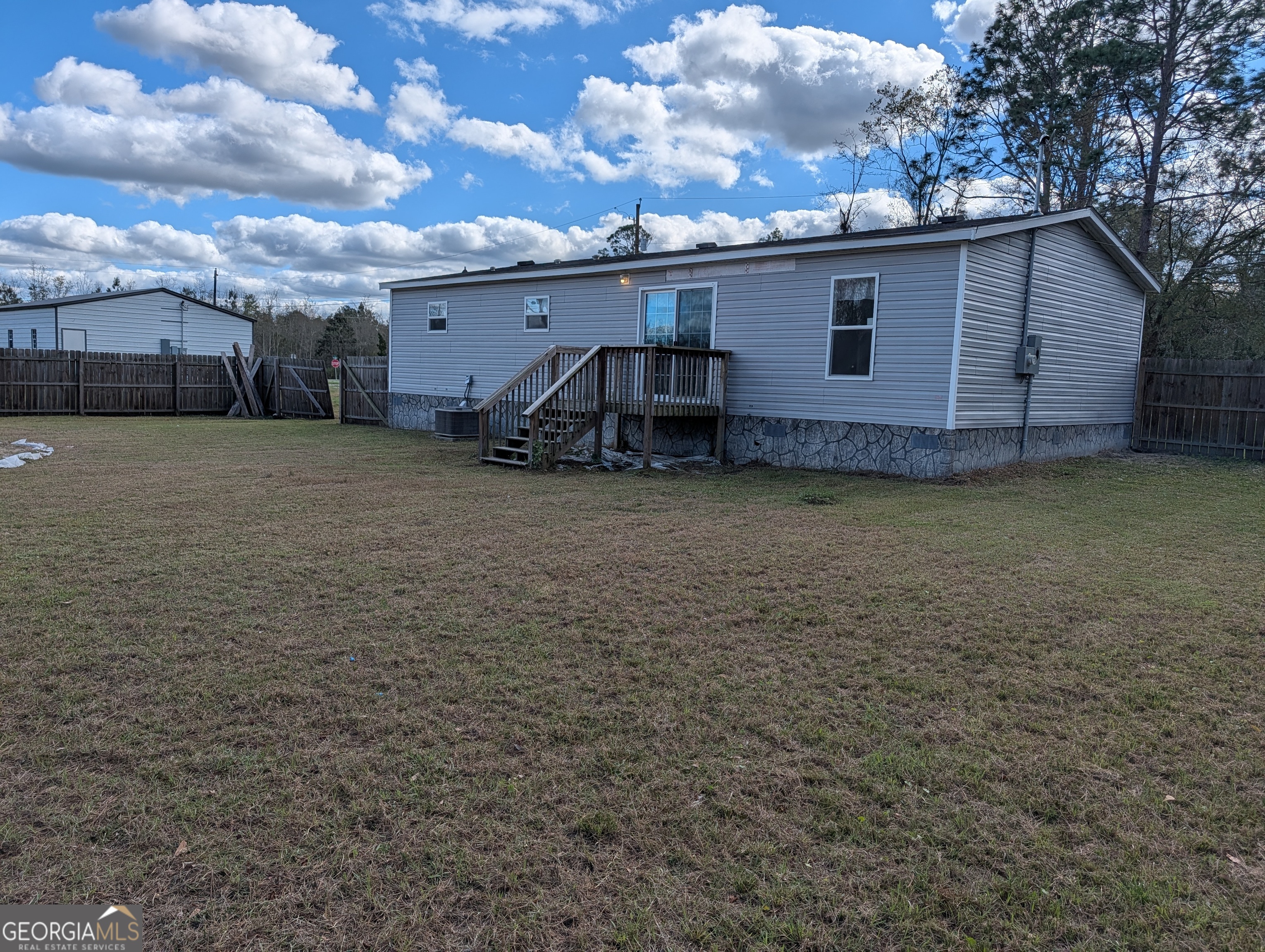 675 Fir Jesup GA 31545