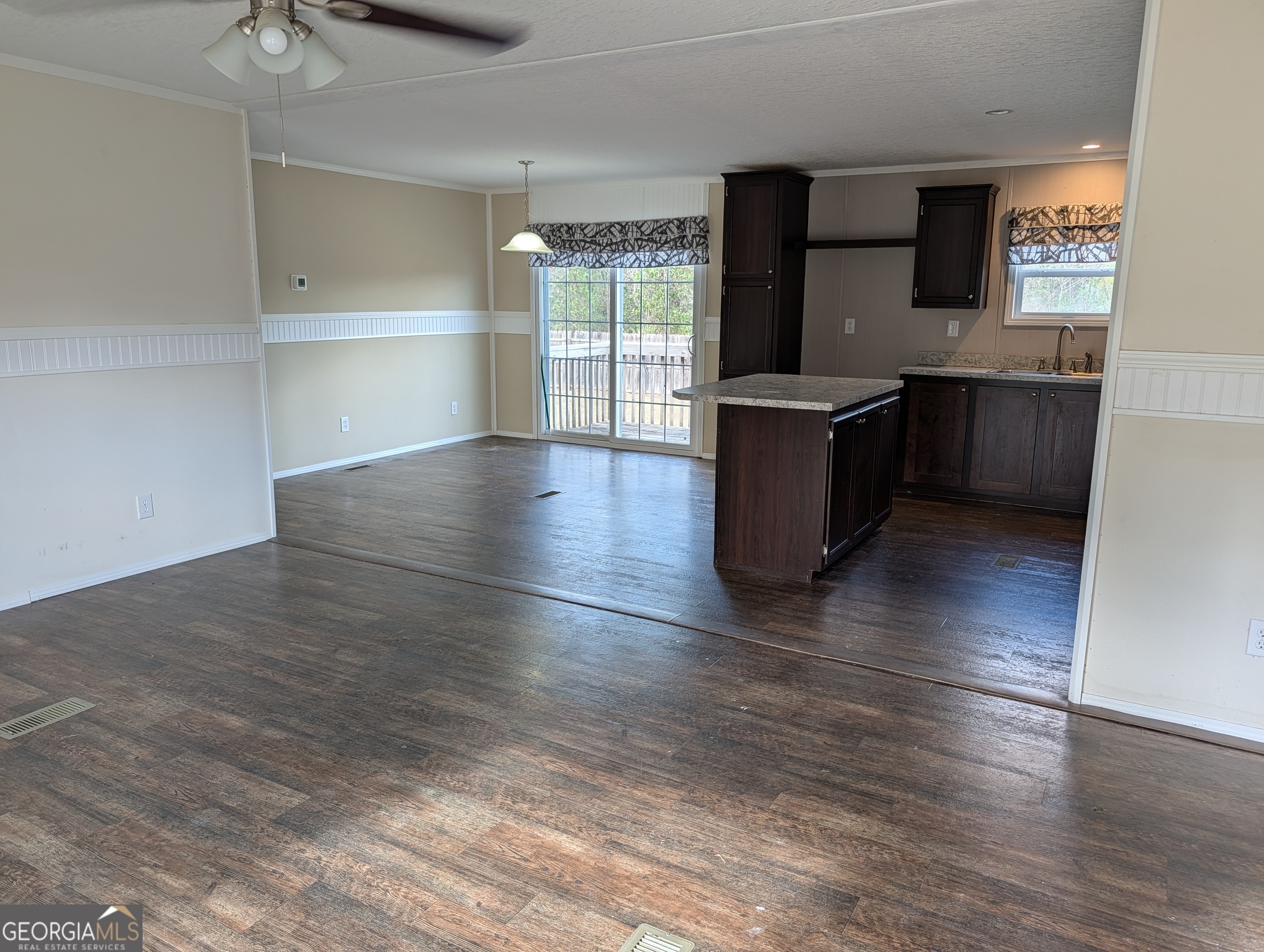 675 Fir Jesup GA 31545