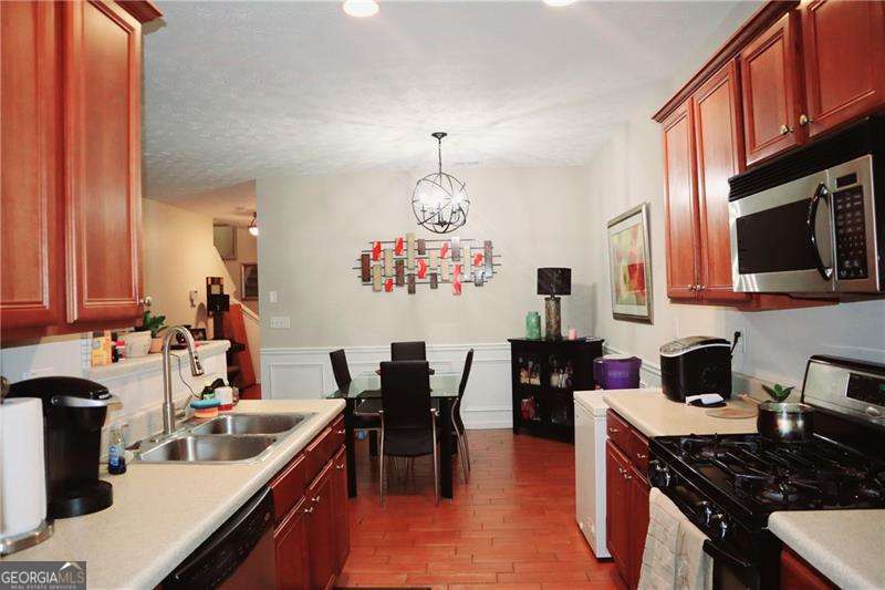 789 Celeste Lane SW Atlanta GA 30331
