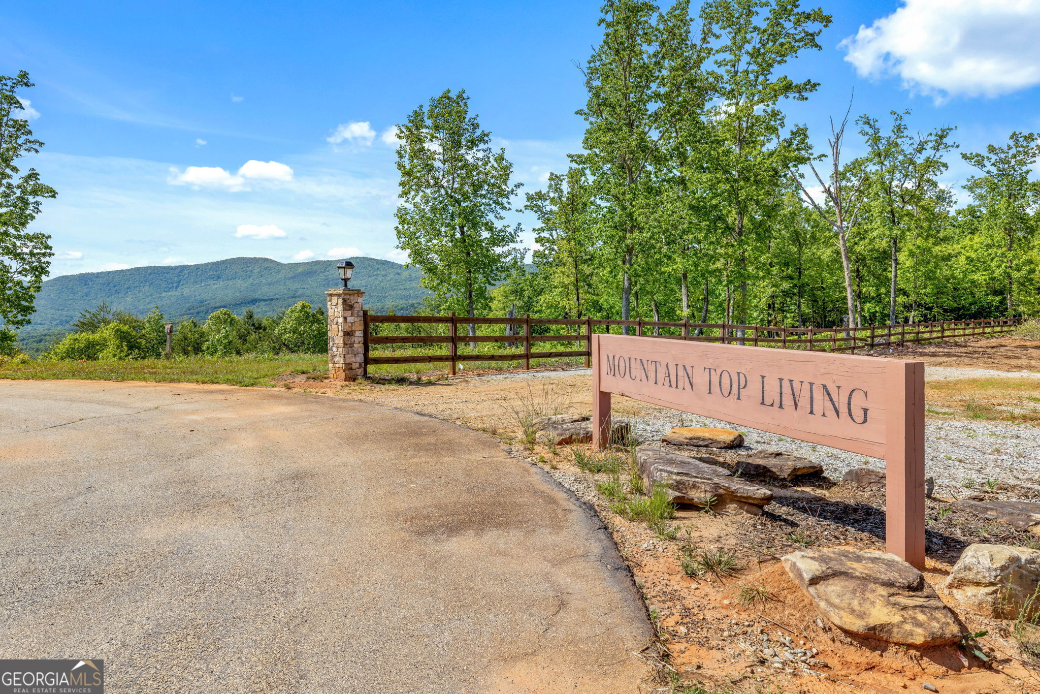 135 Mountain Ridge Drive Clarkesville GA 30523