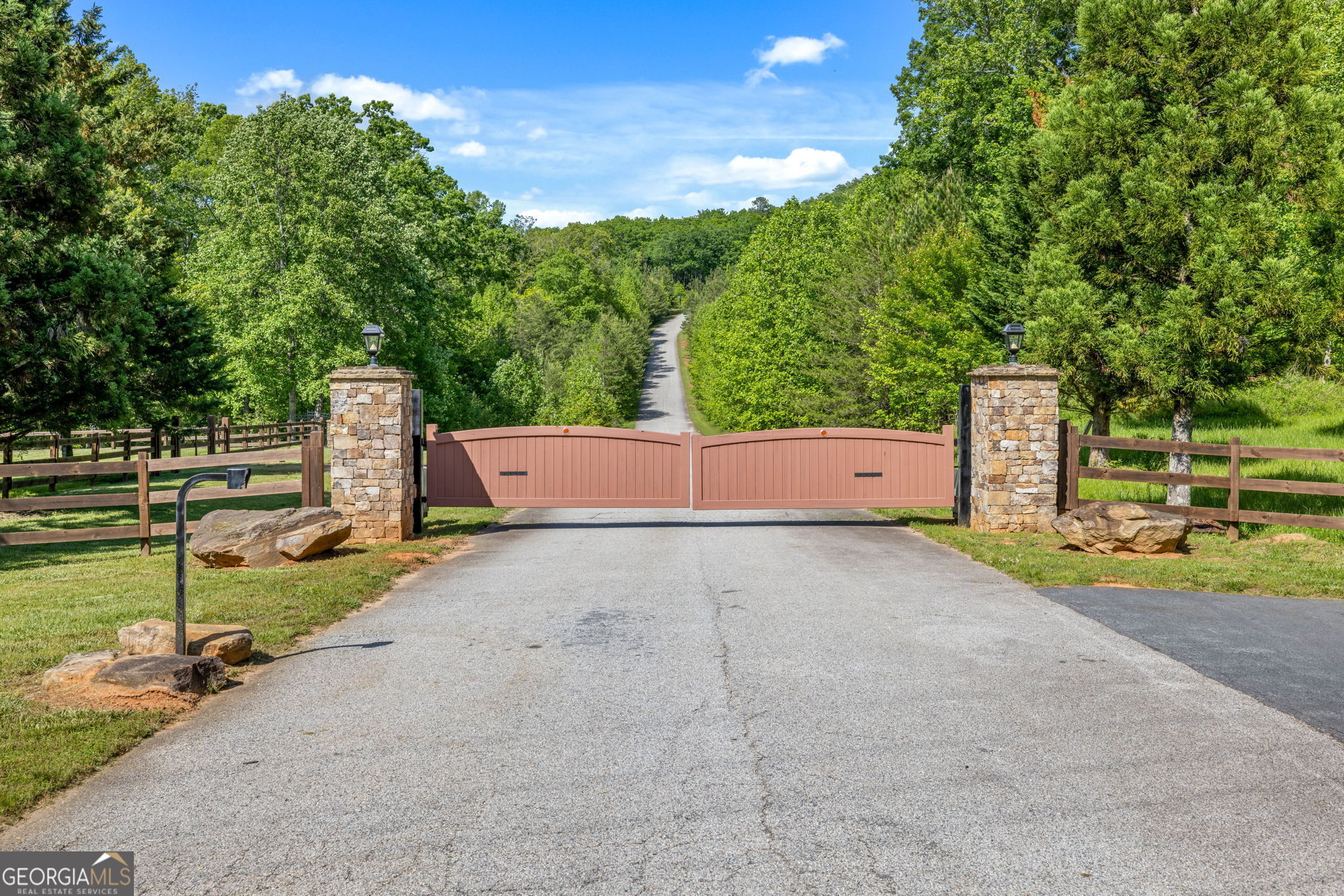135 Mountain Ridge Drive Clarkesville GA 30523
