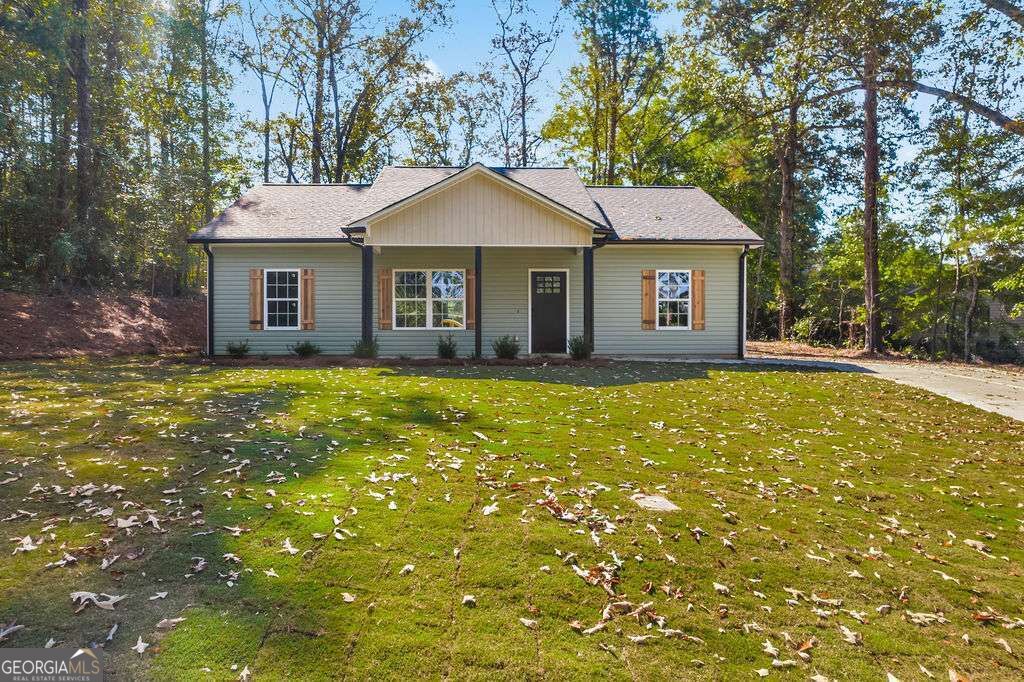 652 Harris Circle Cedartown GA 30125