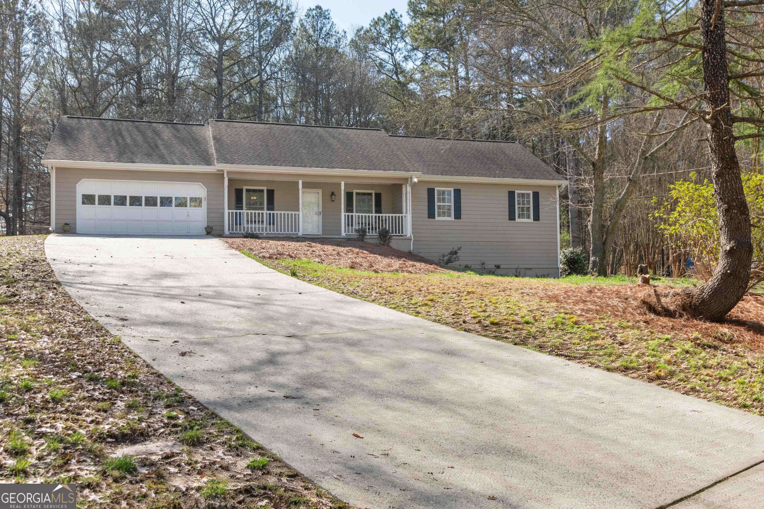 4204 Logans Bluff Loganville GA 30052