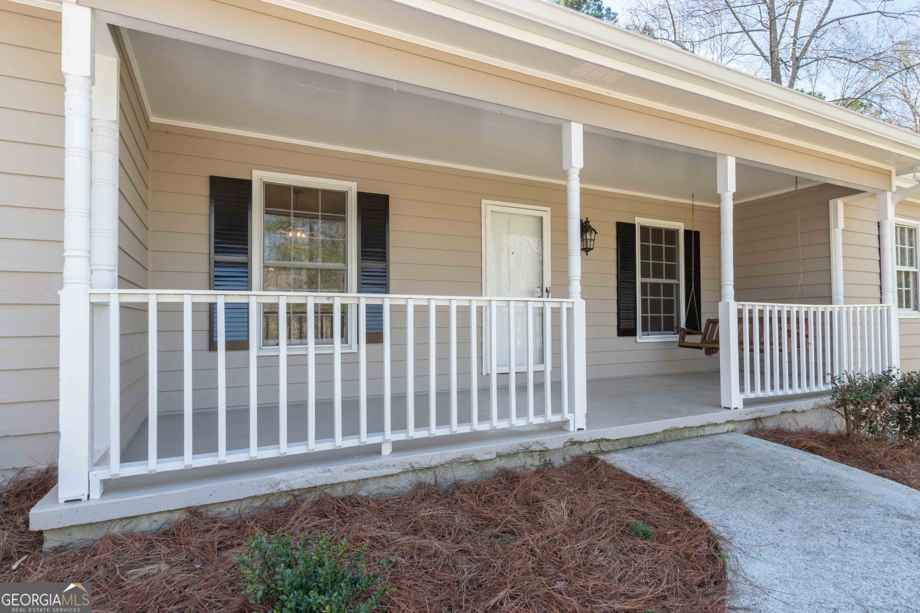 4204 Logans Bluff Loganville GA 30052
