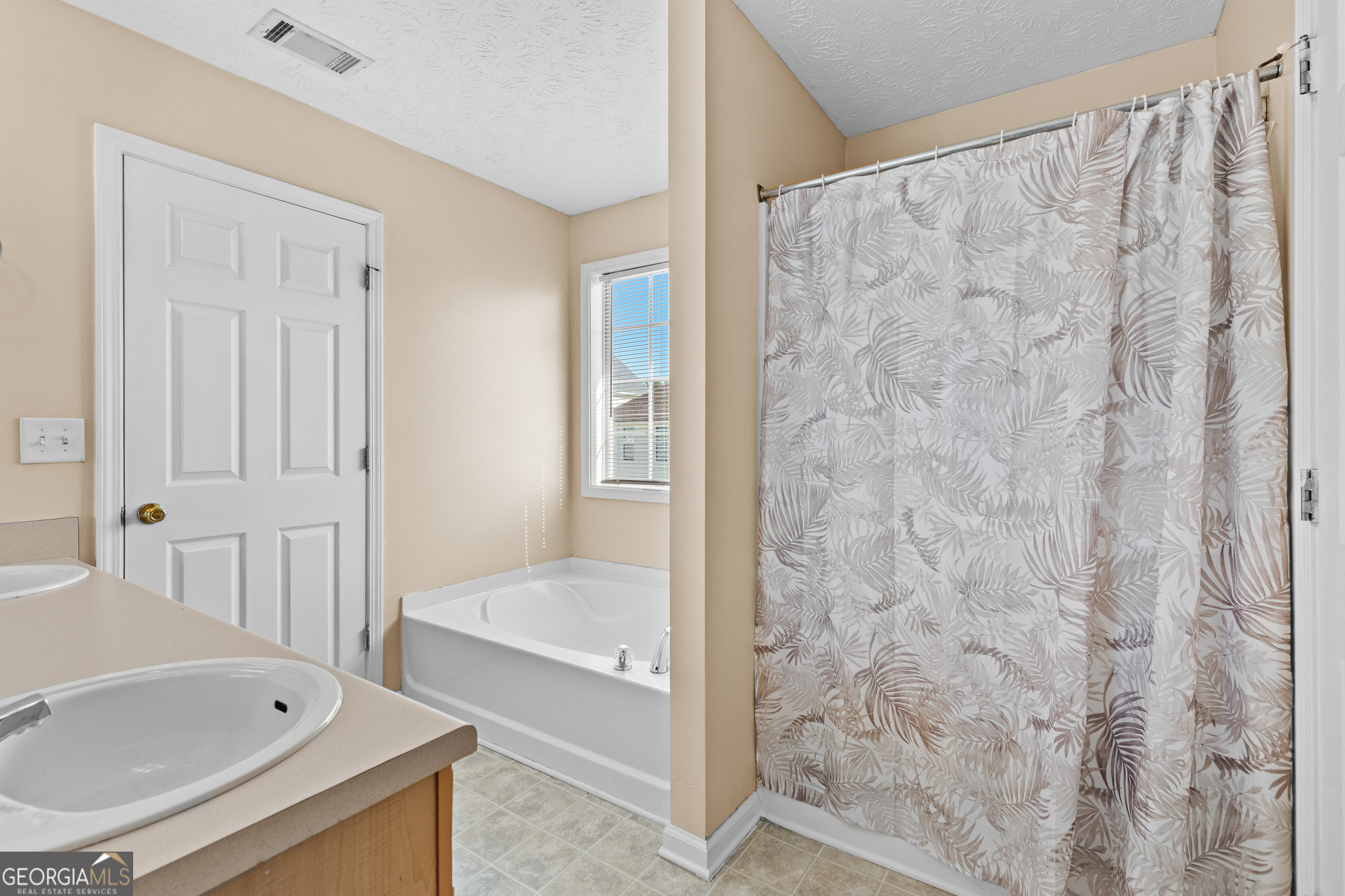 2760 Rusticwood Drive Snellville GA 30078