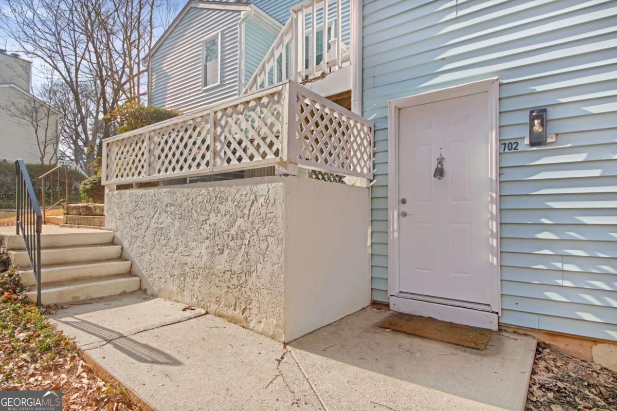702 Glenleaf Drive Peachtree Corners GA 30092