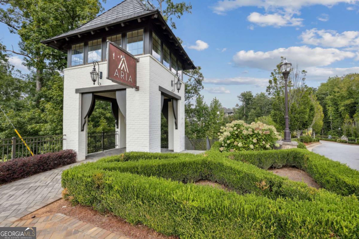 6540 Beacon Drive Sandy Springs GA 30328