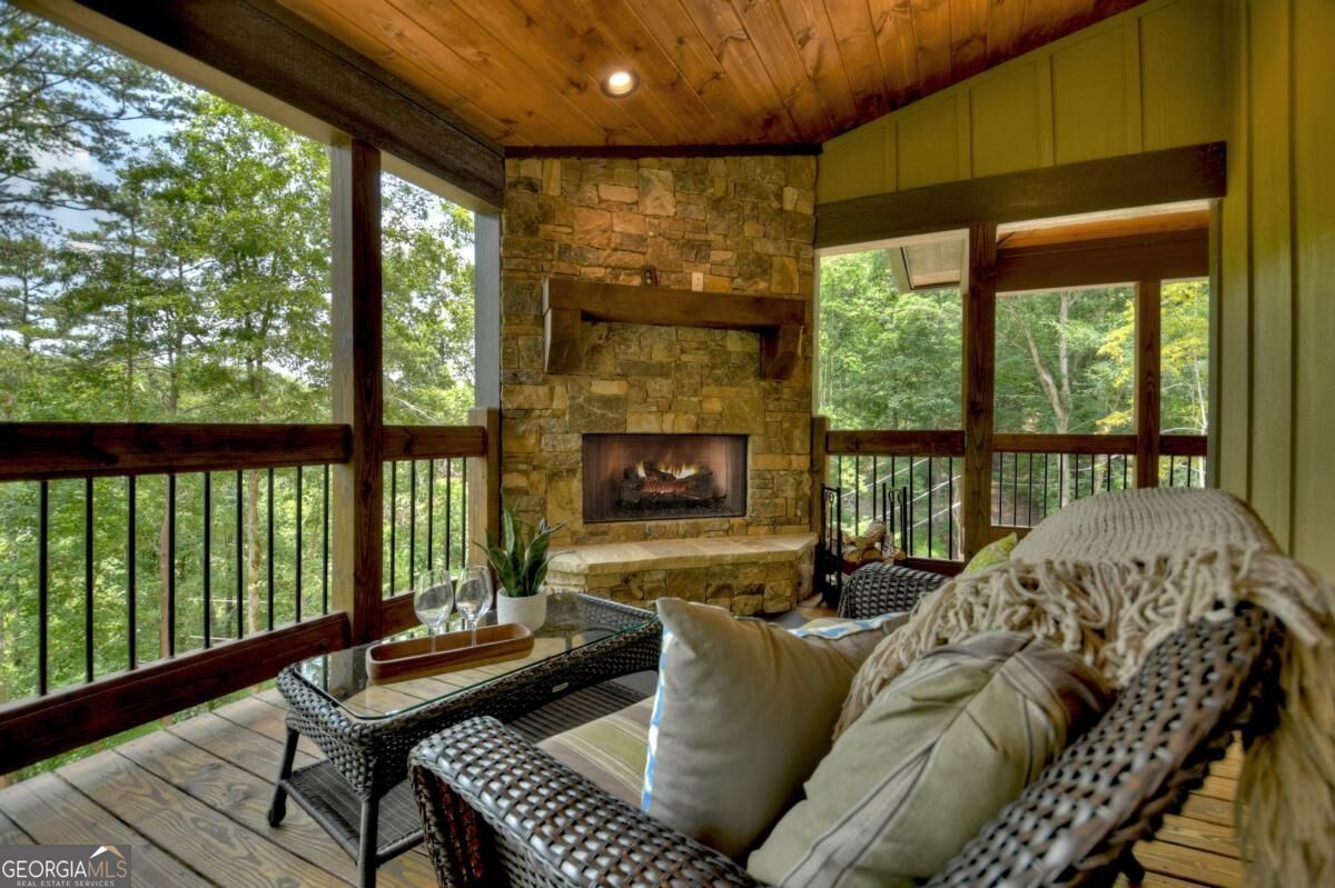 80 Parker Court Ellijay GA 30540
