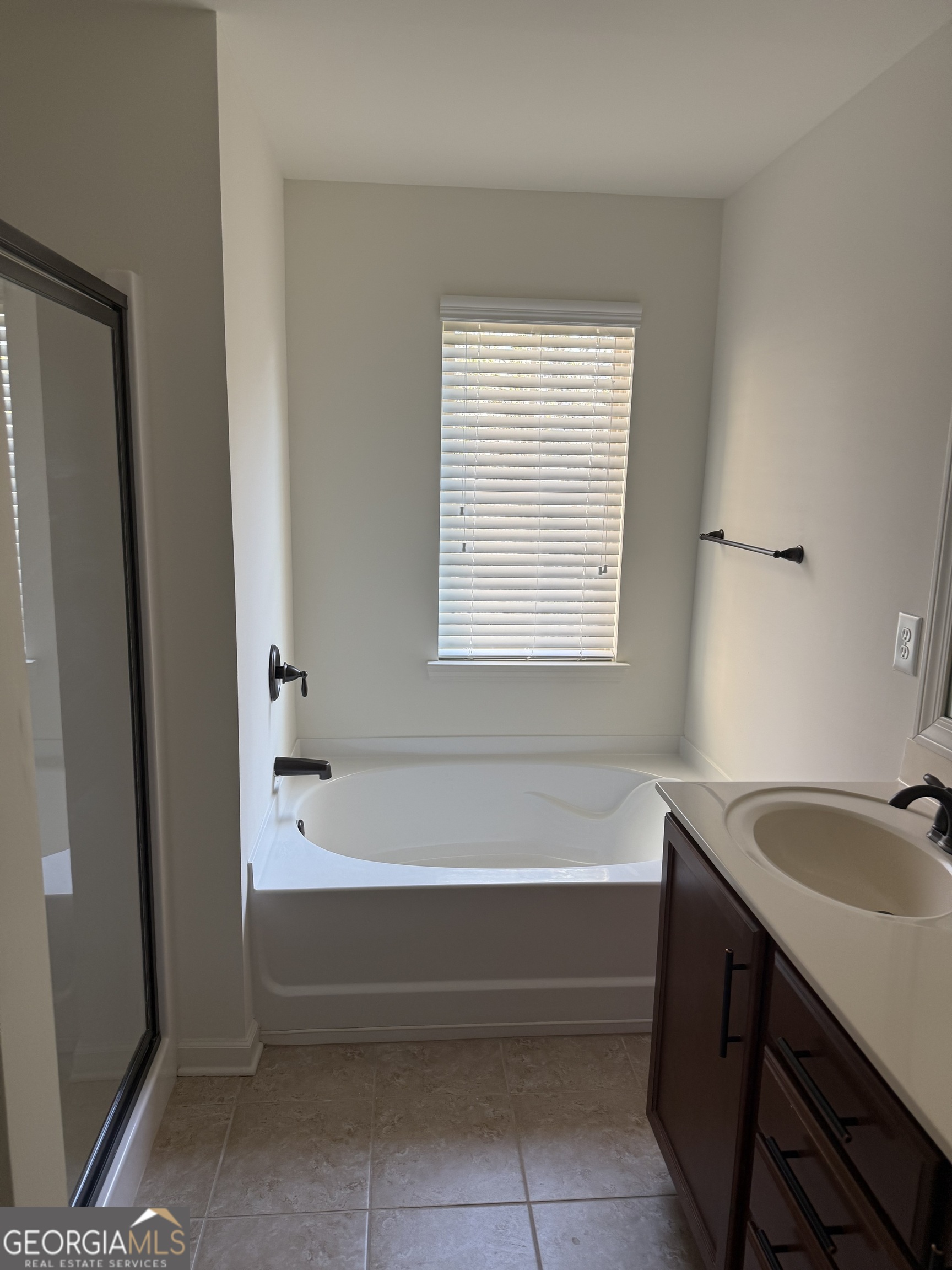1921 Paxton Ridge Court Lilburn GA 30047