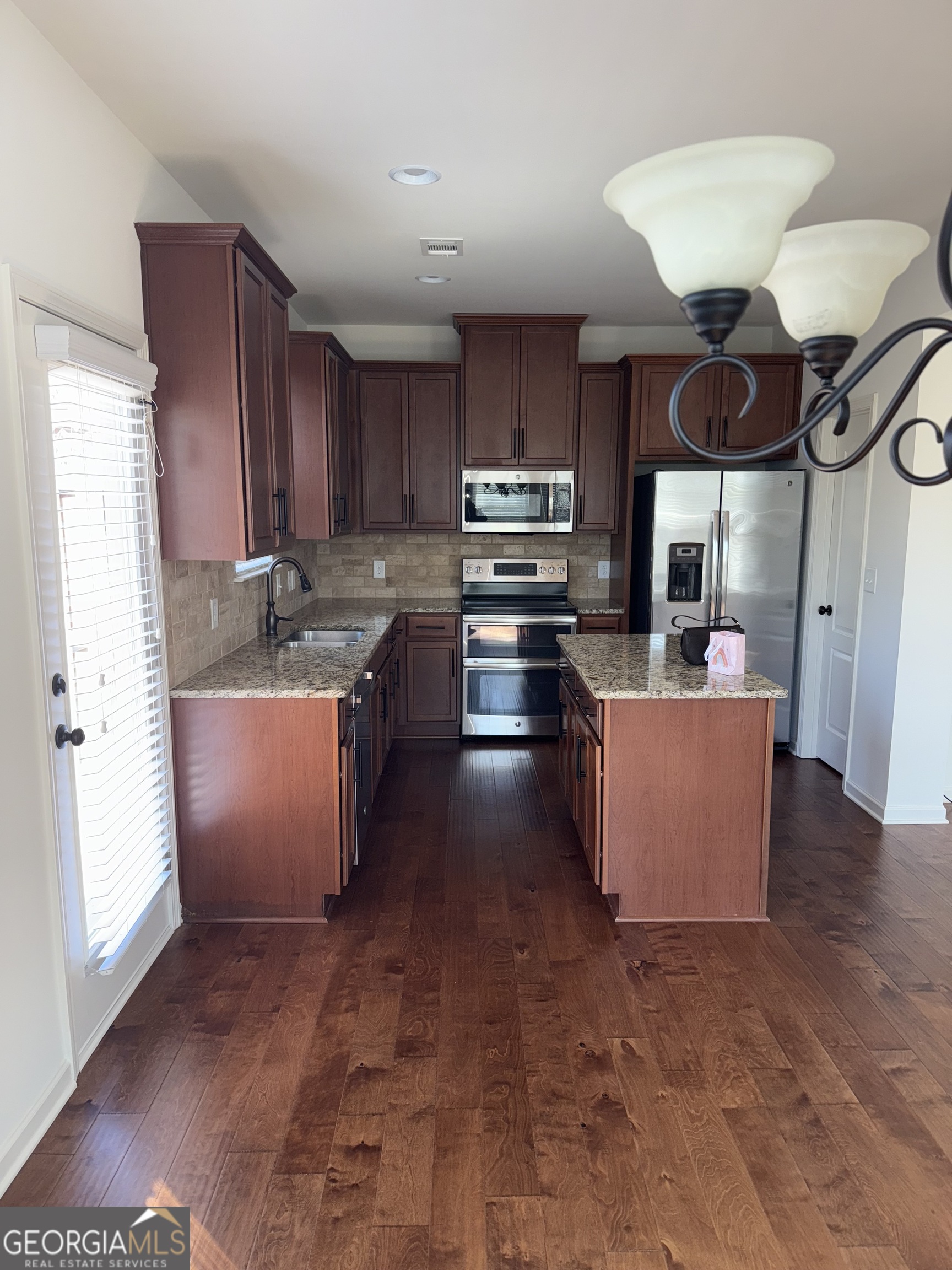 1921 Paxton Ridge Court Lilburn GA 30047