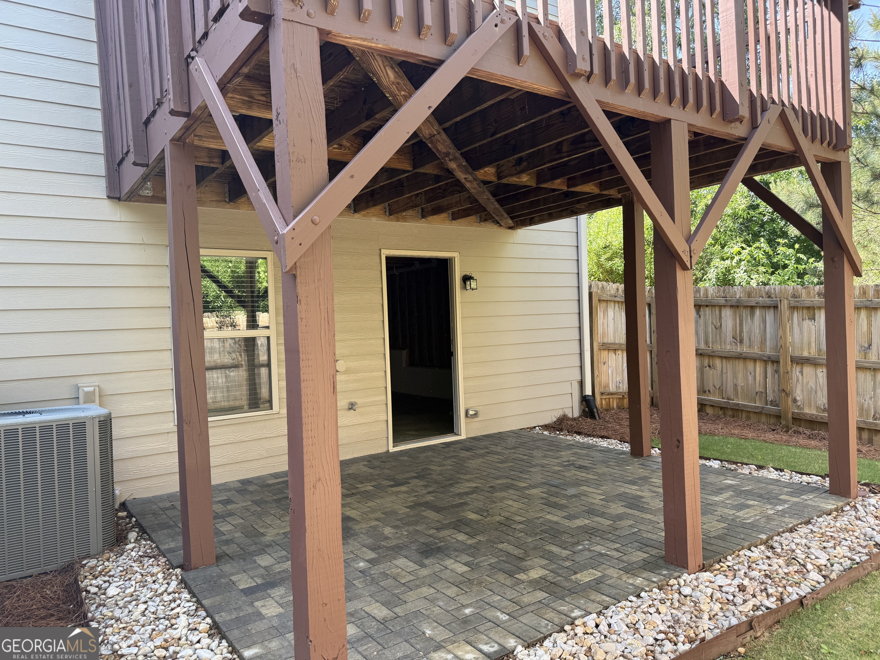 1921 Paxton Ridge Court Lilburn GA 30047