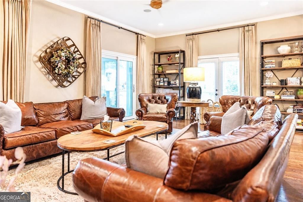 2058 Evergreen Lane NW Atlanta GA 30318