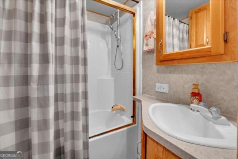 12 Tip Top Circle Cleveland GA 30528