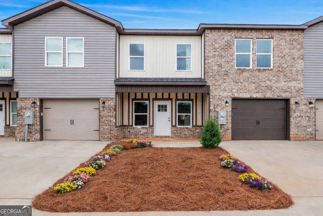 302 Beau Claire Circle Byron GA 31008