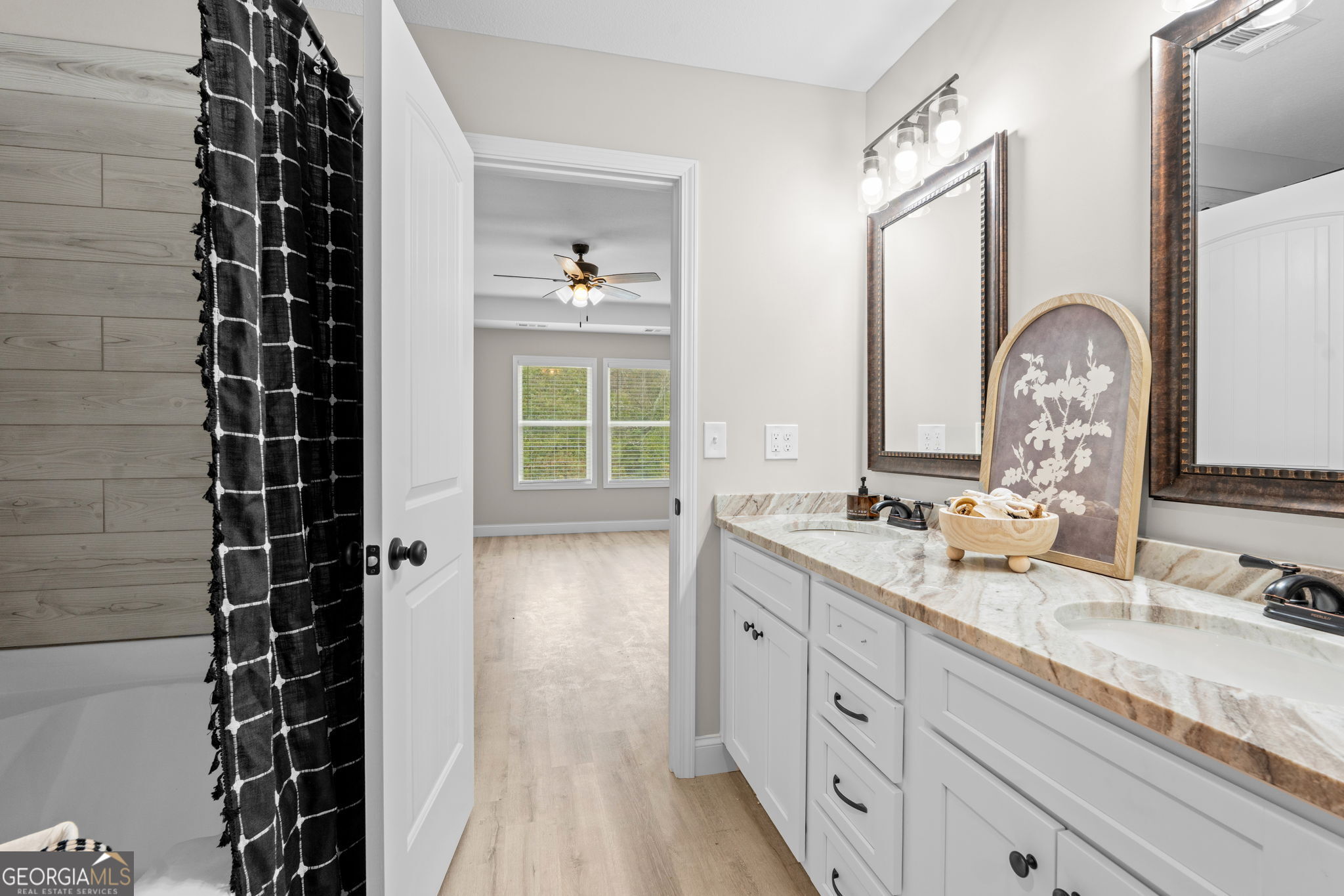 302 Beau Claire Circle Byron GA 31008