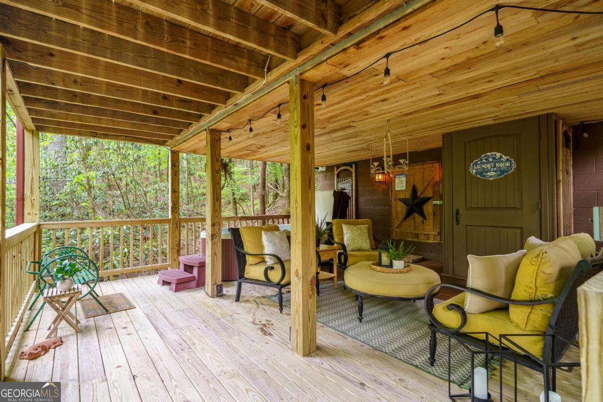 28 Briar Creek Road Ellijay GA 30540