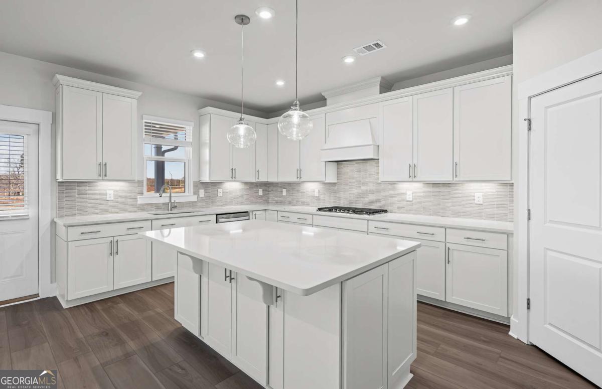 255 Lucas Court Hoschton GA 30548