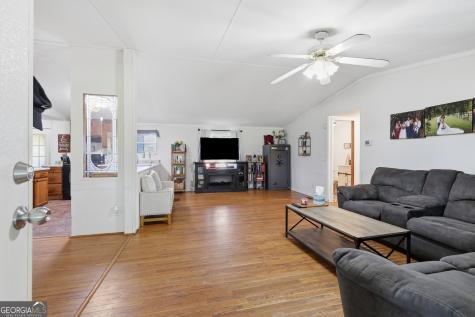 7482 Duncan Bridge Road Cleveland GA 30528