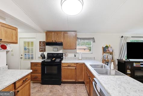 7482 Duncan Bridge Road Cleveland GA 30528
