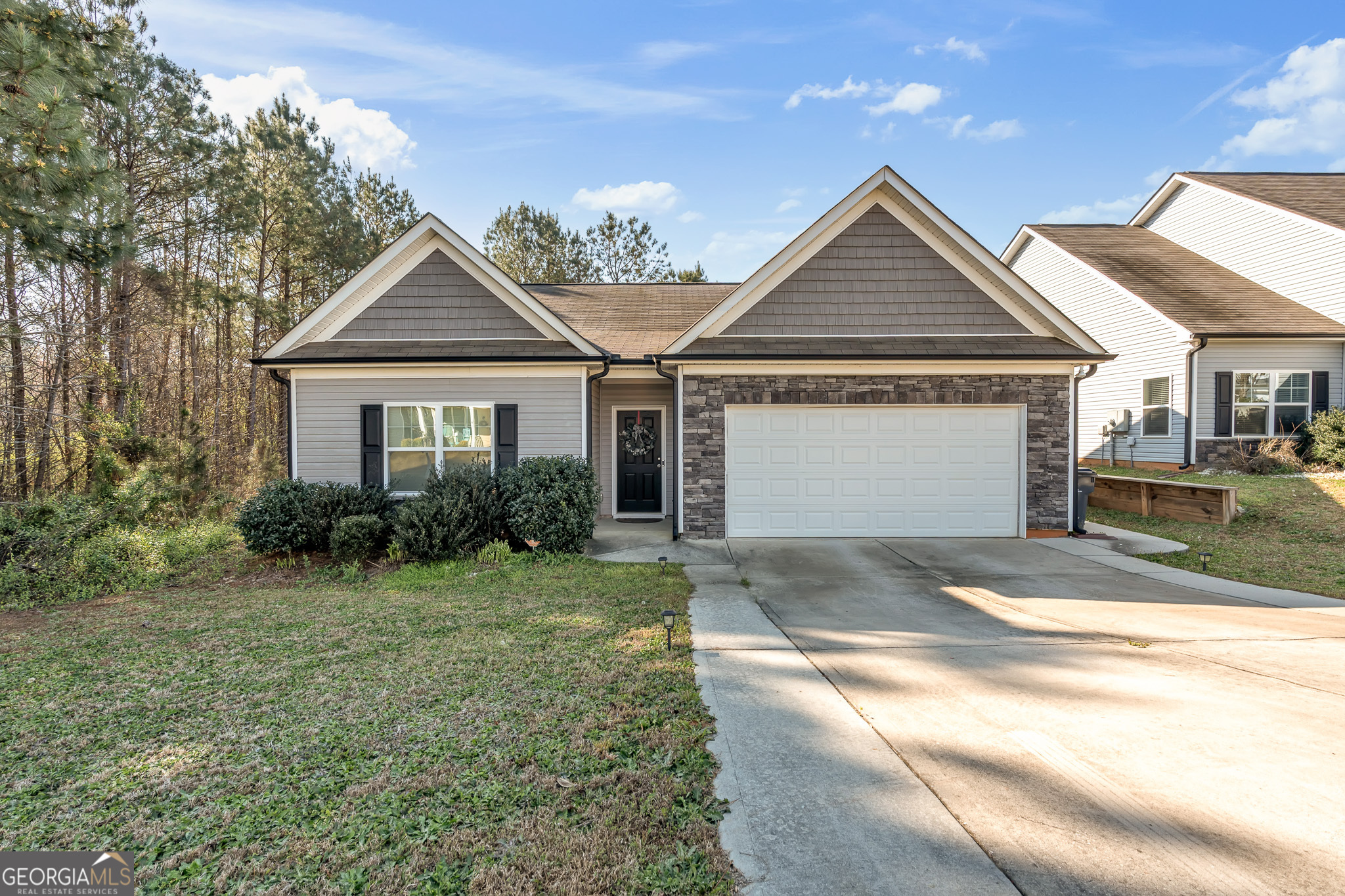 5 Hill Top Circle Grantville GA 30220