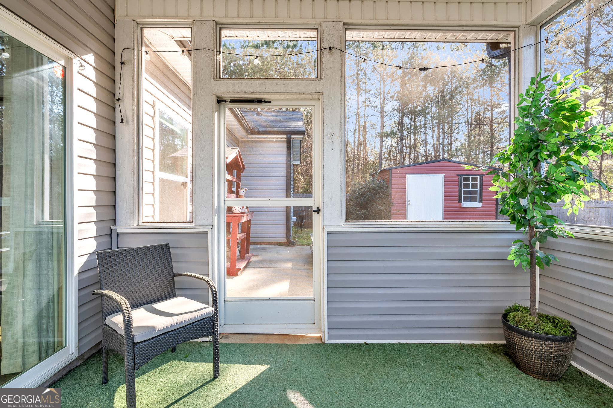 5 Hill Top Circle Grantville GA 30220