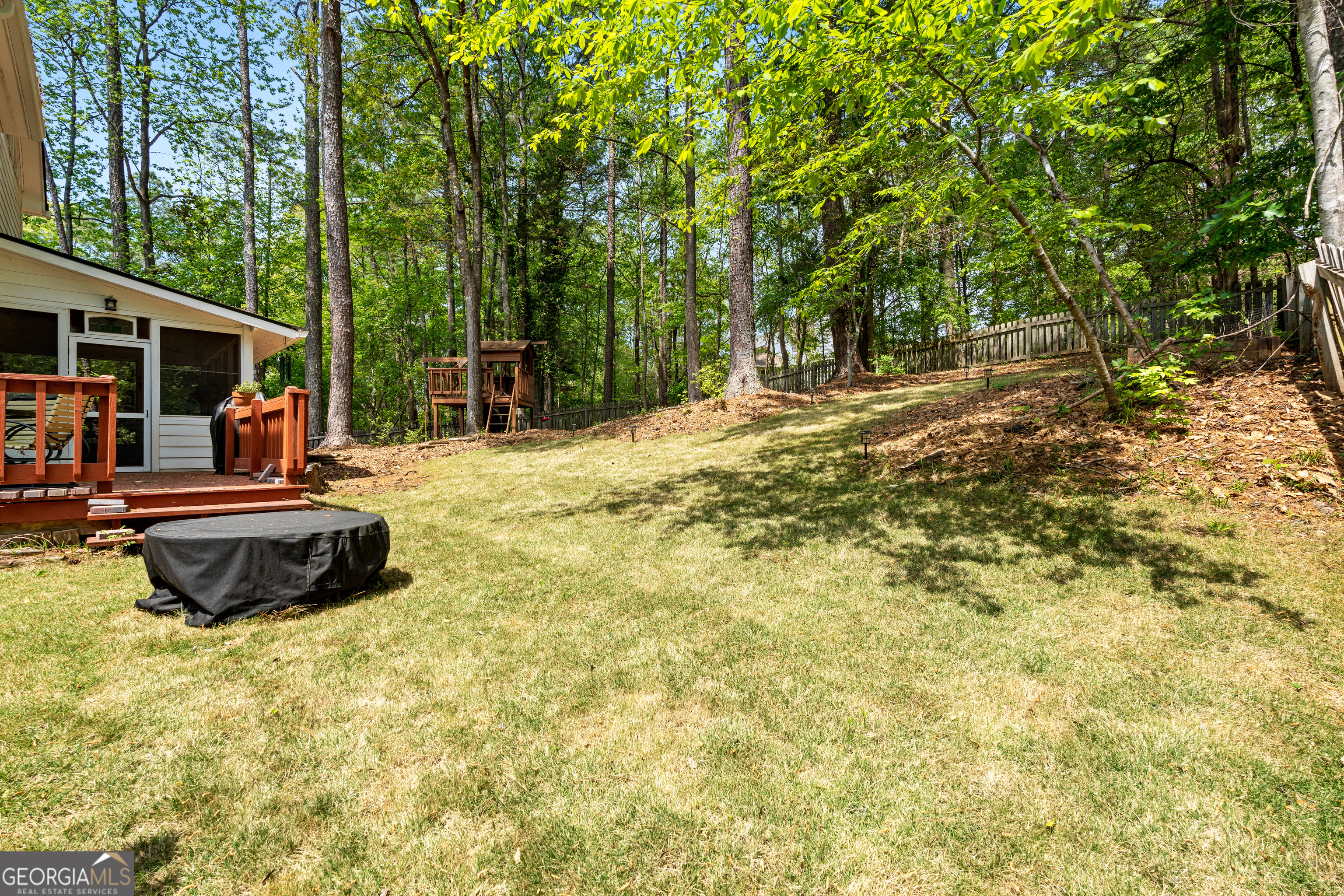 215 Highview Trace Fayetteville GA 30215