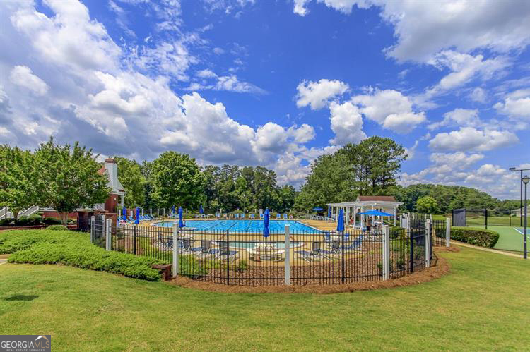 215 Highview Trace Fayetteville GA 30215