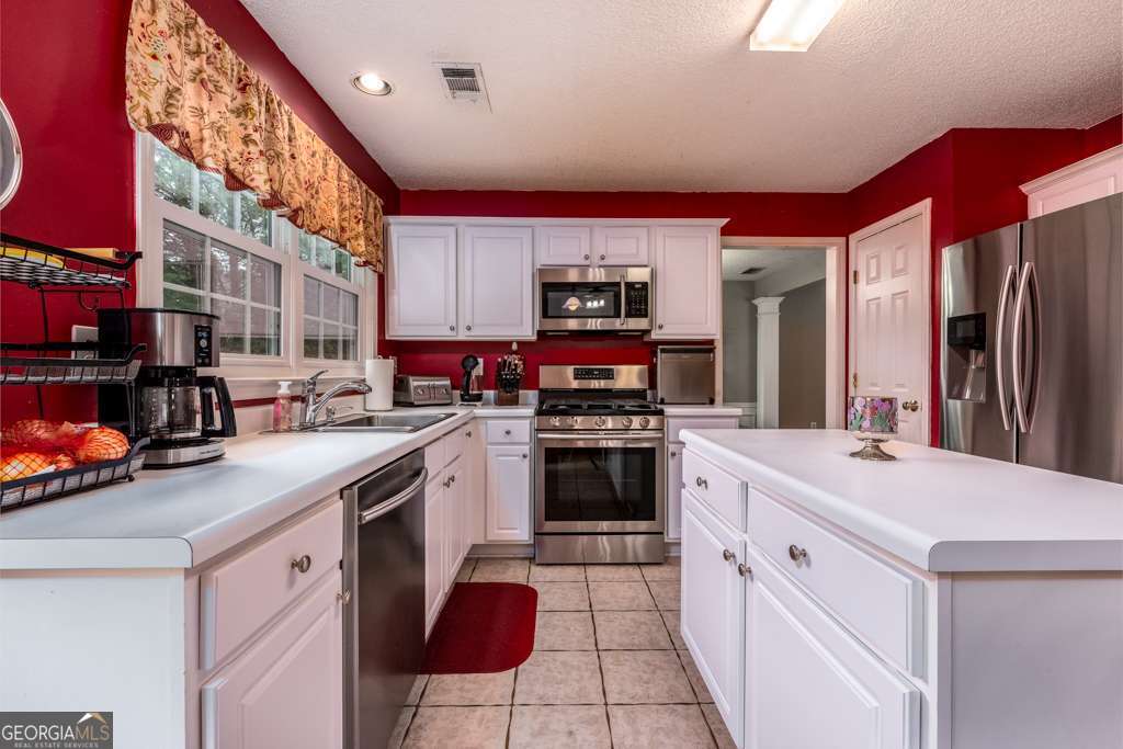 660 Glenbarrett Court NE Marietta GA 30066