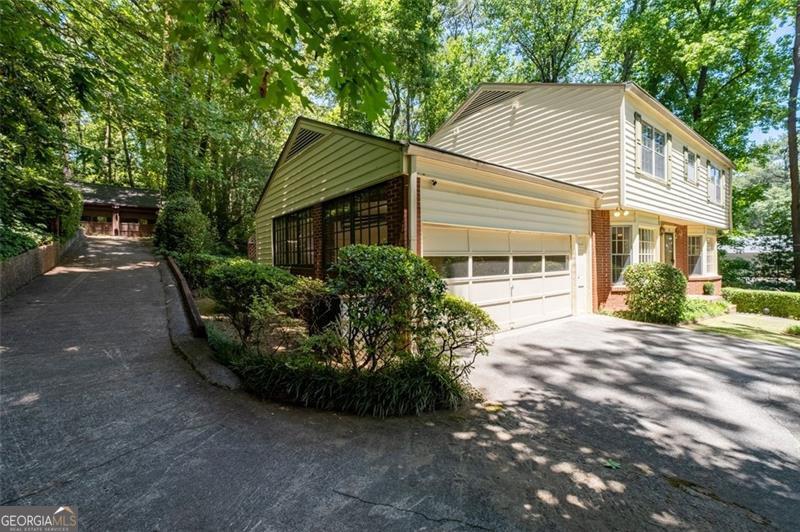 92 Brandon Ridge Drive Sandy Springs GA 30328