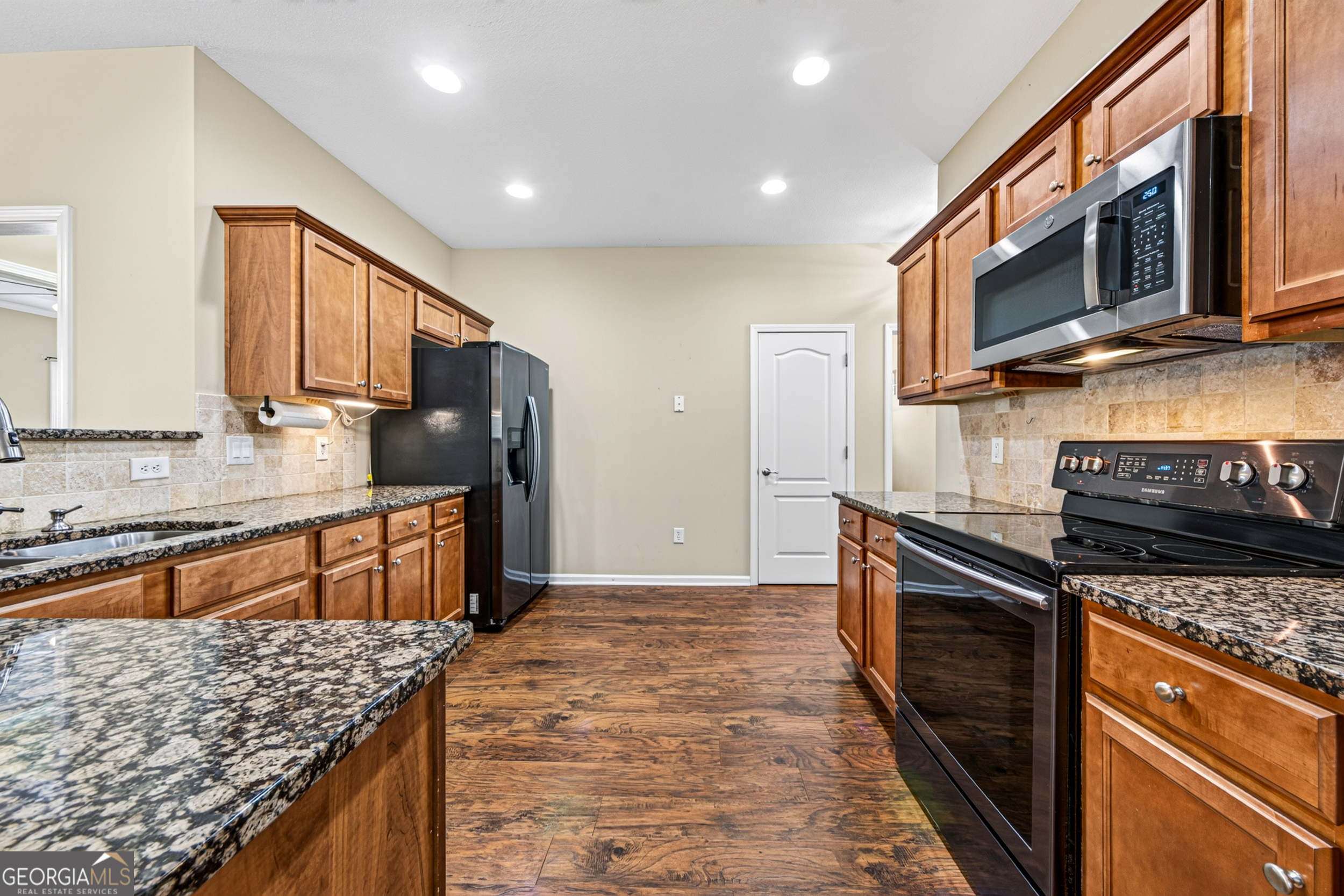 305 Victory Circle Commerce GA 30529