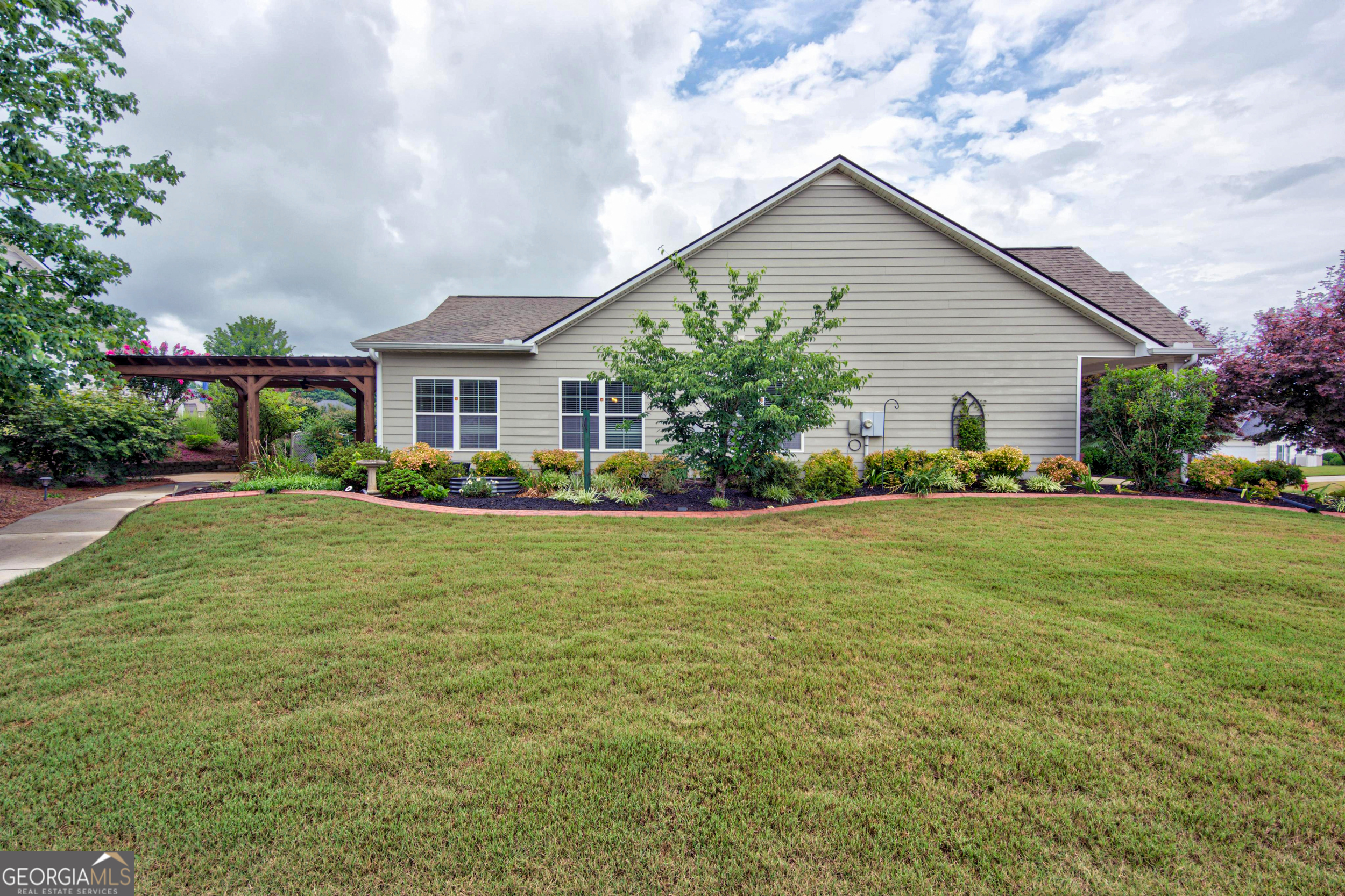 305 Victory Circle Commerce GA 30529
