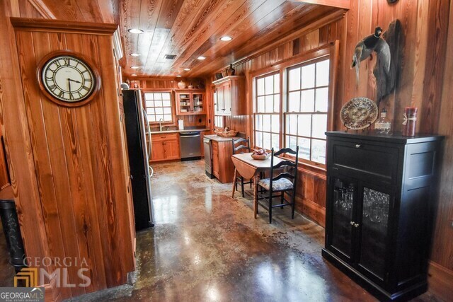 928 Highway 19 Meansville GA 30256