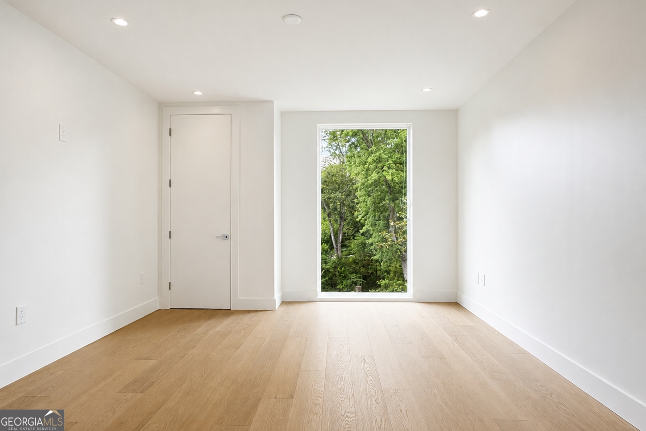 318 Sandy Springs Circle Sandy Springs GA 30328