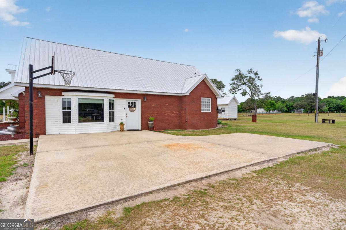 142 Lloyd Drive Jesup GA 31545