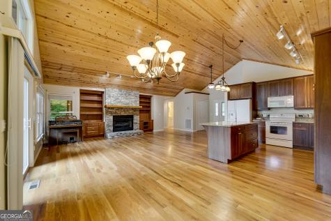 29/55 Cool Spring Lane Clayton GA 30525