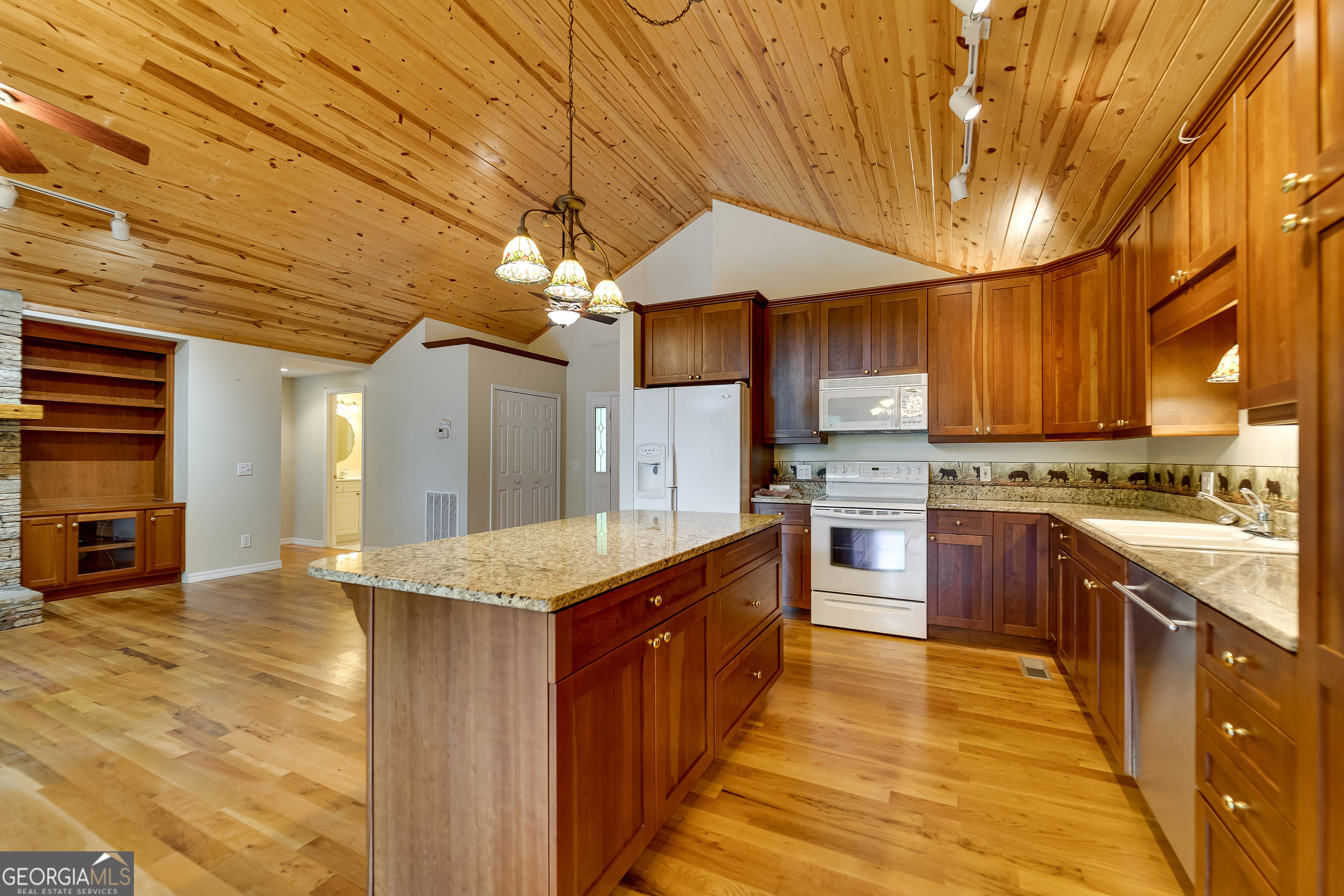 29/55 Cool Spring Lane Clayton GA 30525