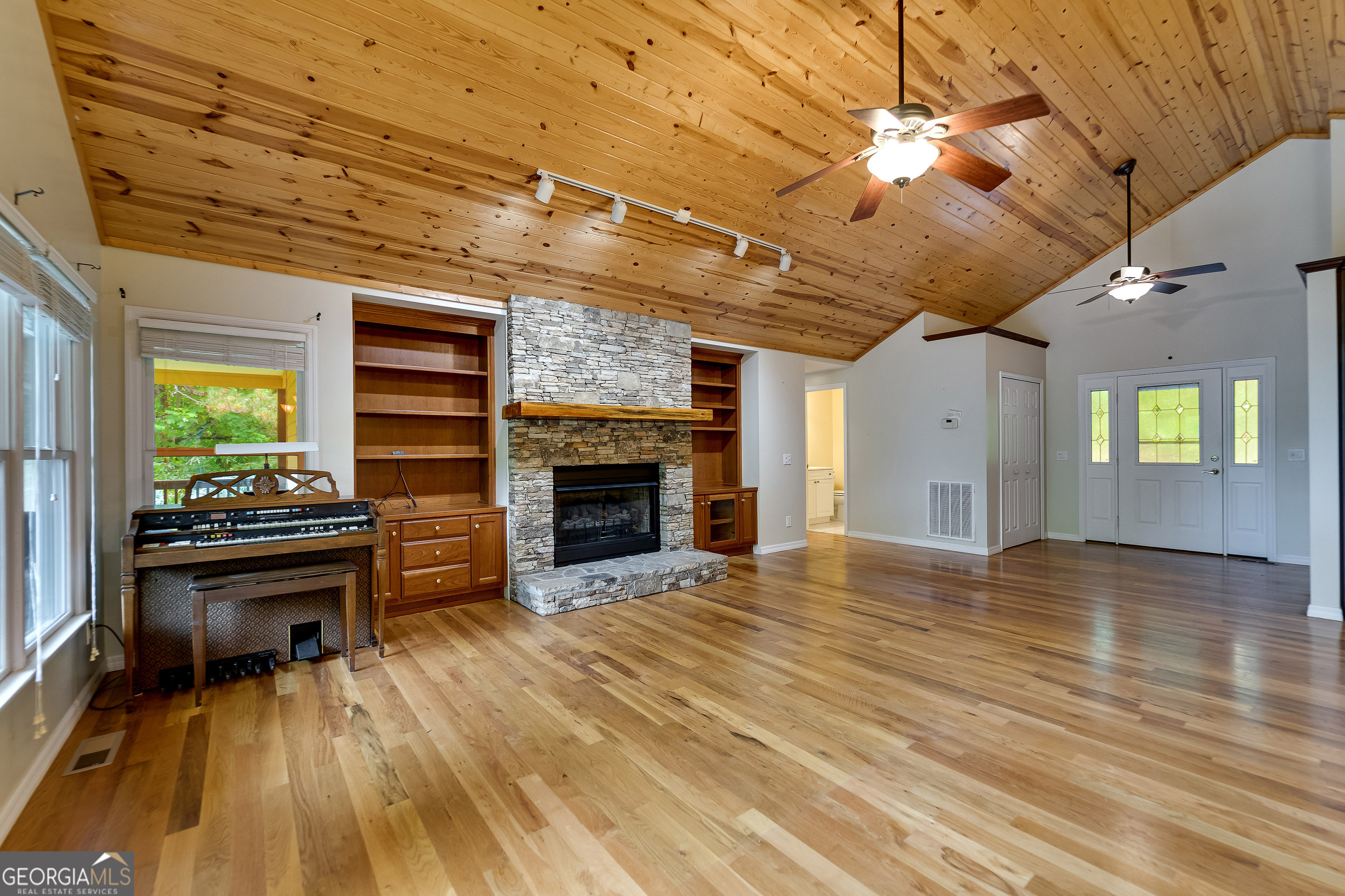 29/55 Cool Spring Lane Clayton GA 30525